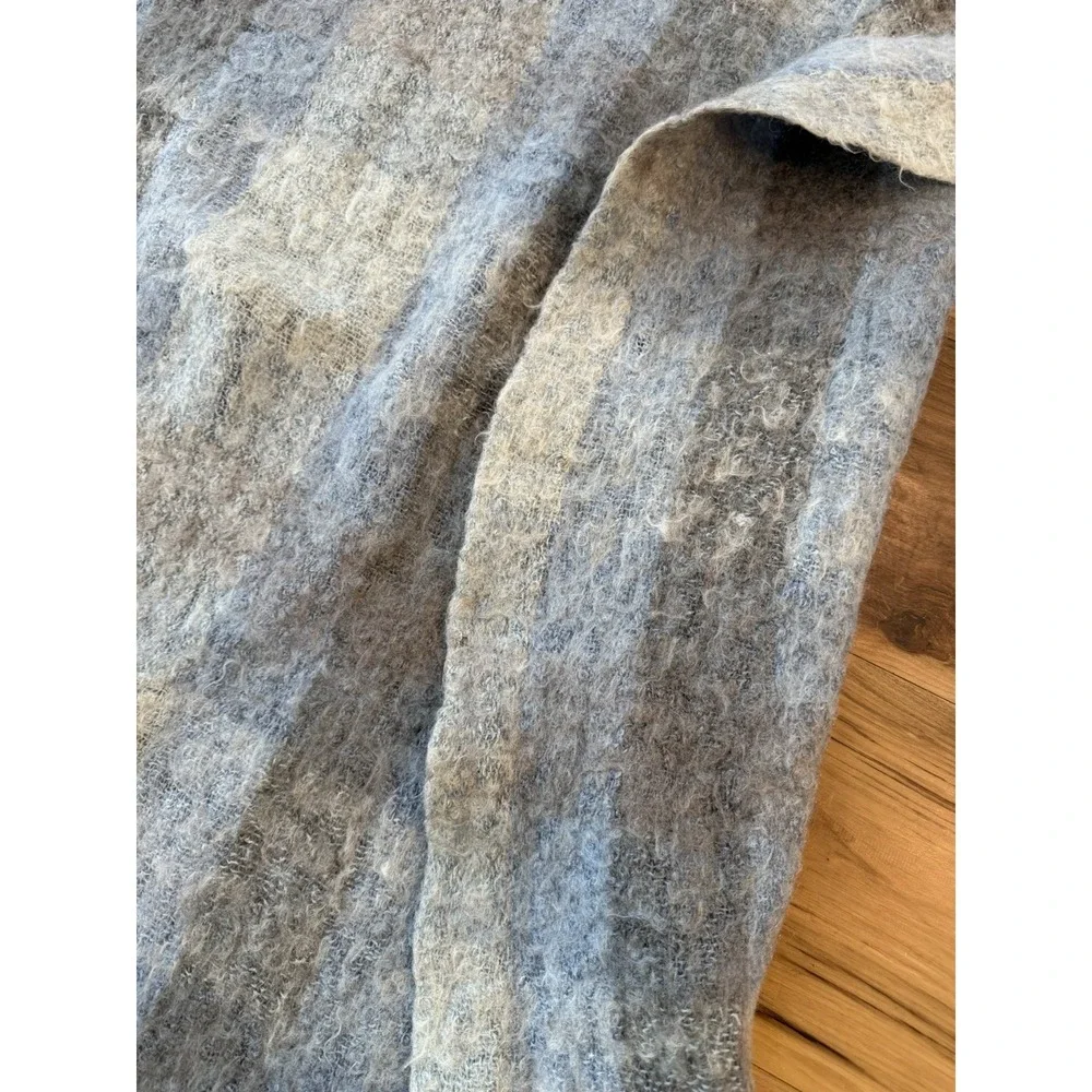 Vtg Hudson's Bay Plaid Brushed Wool Blend Throw Blanket Blue Gray Fringe 60x44